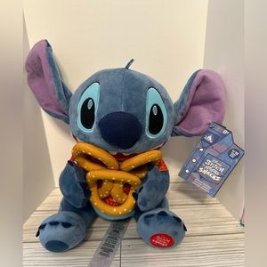 Disney’s Stitch Attacks Snacks #1 / 12 plush Limited release *NEW* 2024